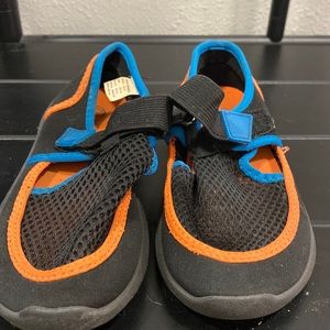 Water shoes